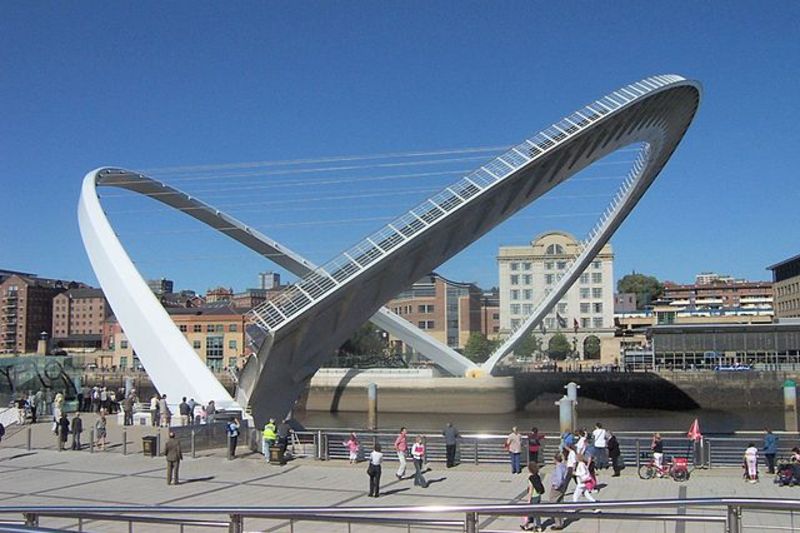 صور أروع 10 جسور متحركة في العالم!